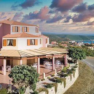 3* Hotel Trinita Dei Corsari